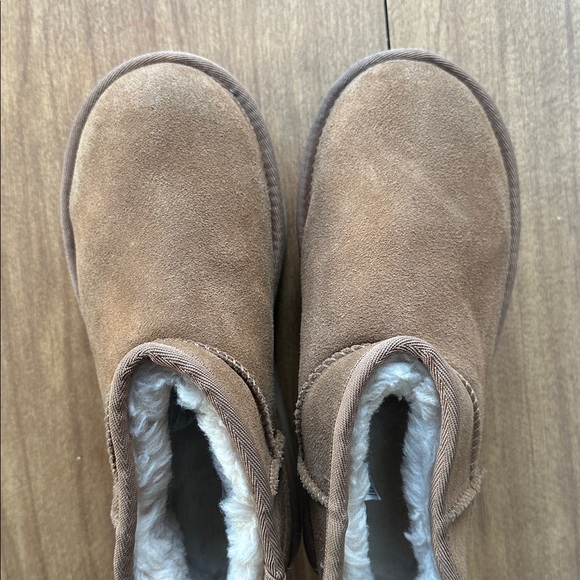 UGG Tan Suede mini platform Boots size 6 - Picture 7 of 7